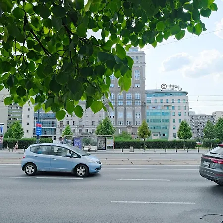 Urbannestgroup - Marszalkowska 140 Apartamento Varsóvia